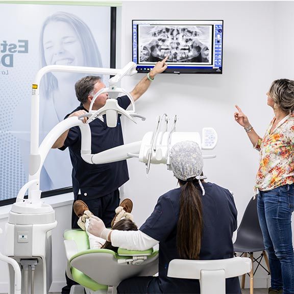 implantes dentales jaen