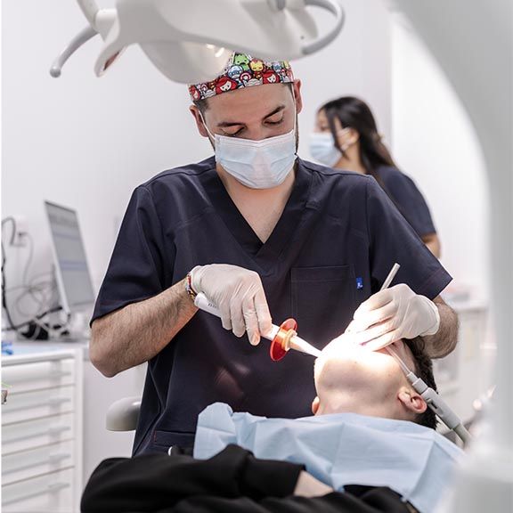 implantes dentales en jaen